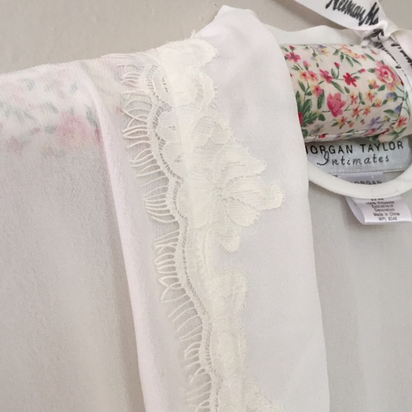 Morgan Taylor Sheer White Robe - Picture 2 of 10